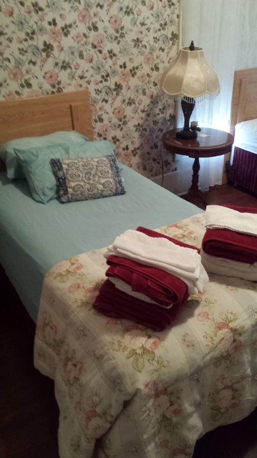 Rose Corner Inn Hillsdale Екстериор снимка